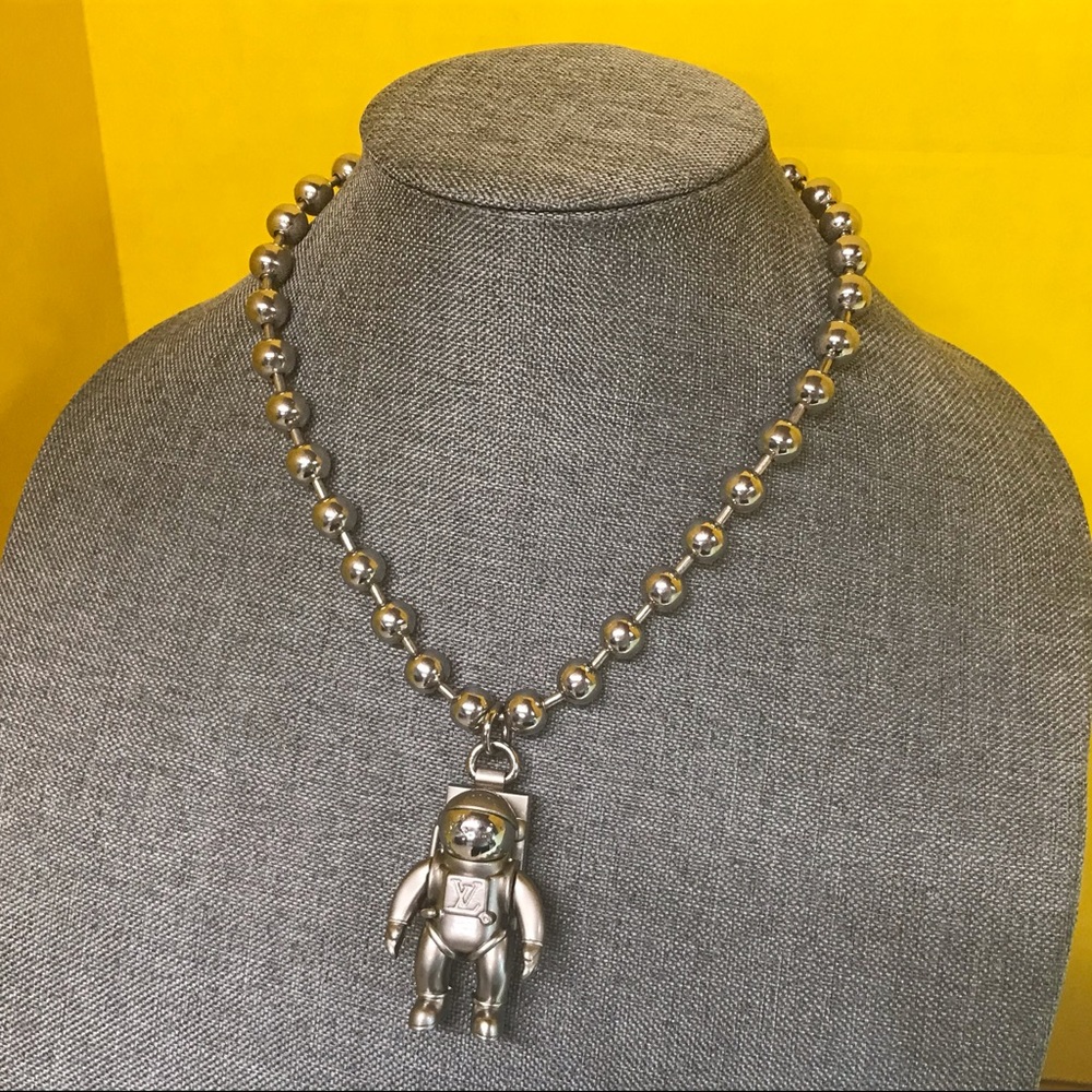 Louis Vuitton keychain necklace 10mm ball chain.